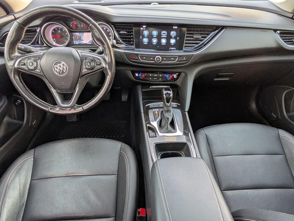 Thumbnail: 2018 Buick Regal - 9