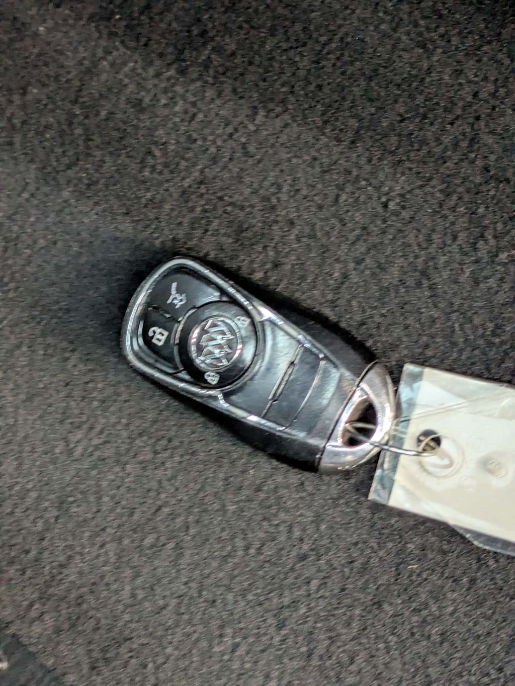 Thumbnail: 2018 Buick Regal - 18