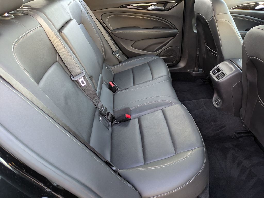 Thumbnail: 2018 Buick Regal - 28