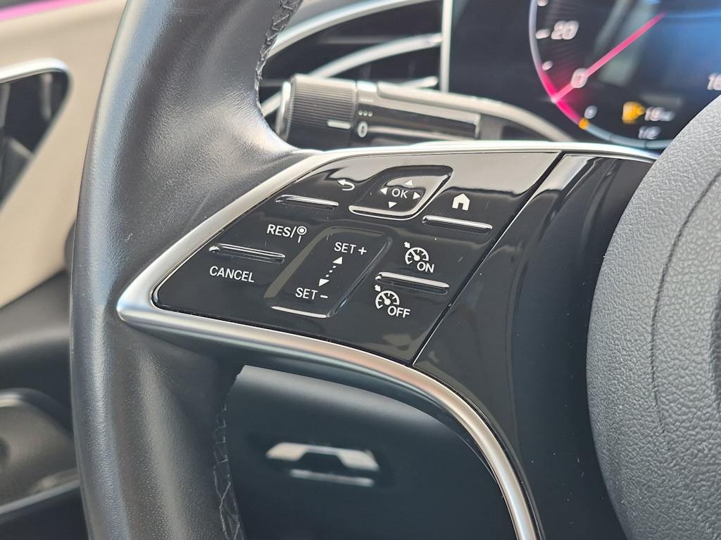 Thumbnail: 2024 Mercedes-Benz E-Class - 30