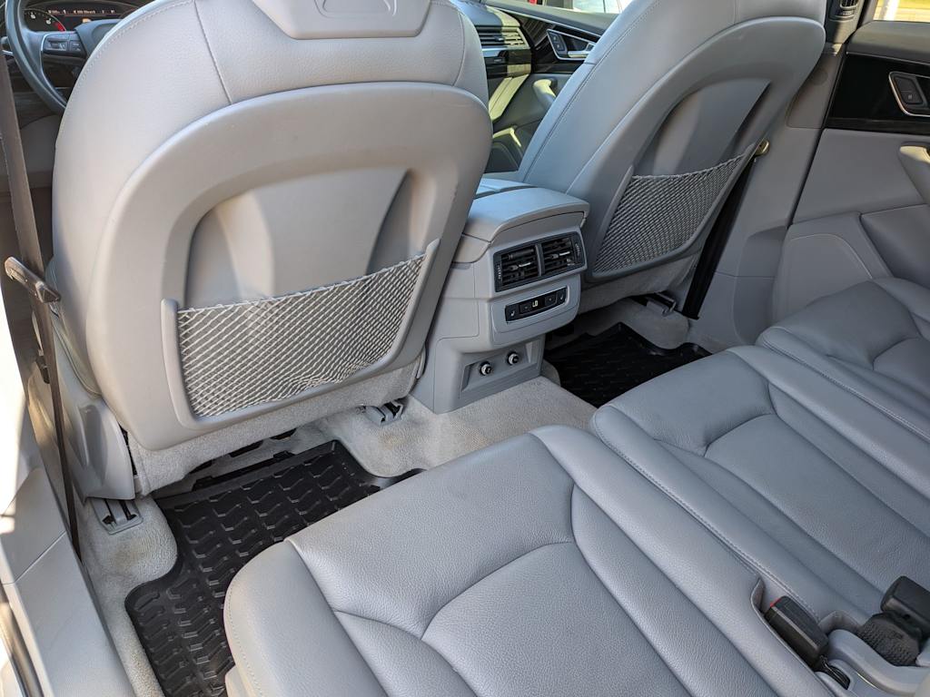 Thumbnail: 2019 Audi Q7 - 12