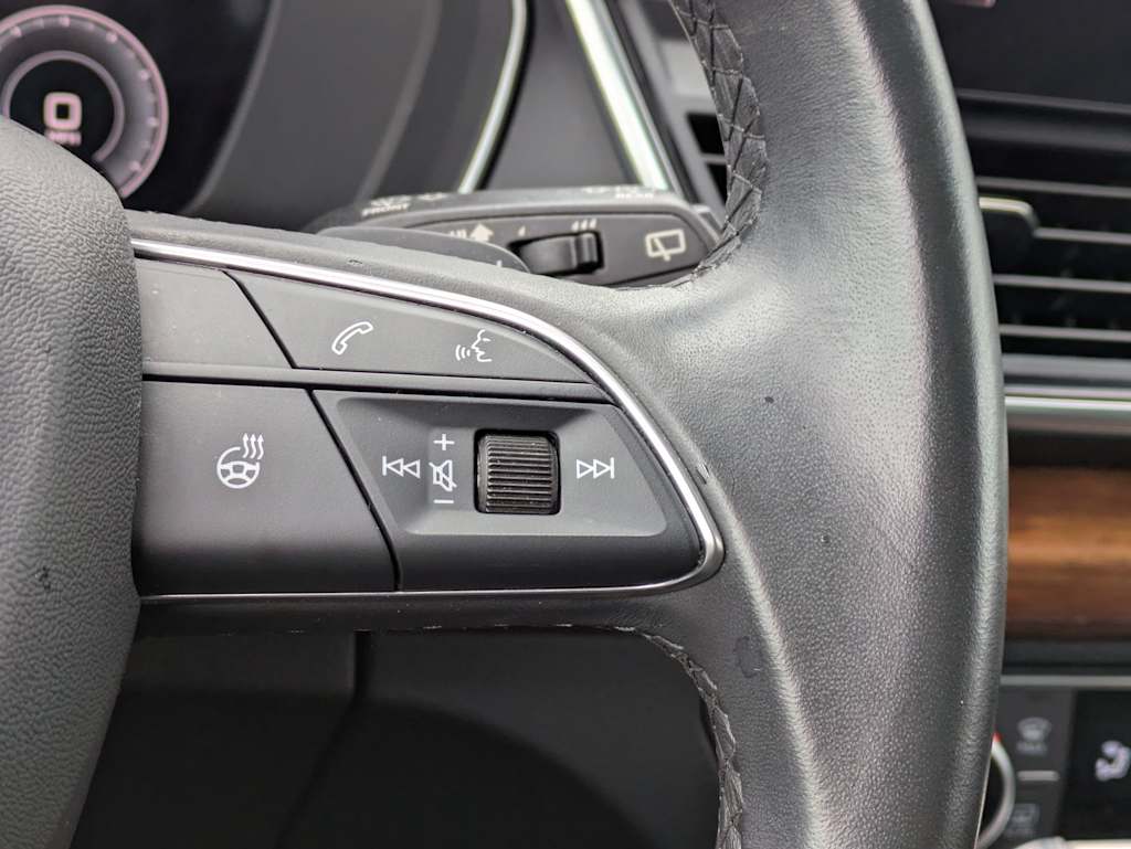 Thumbnail: 2023 Audi Q5 - 30