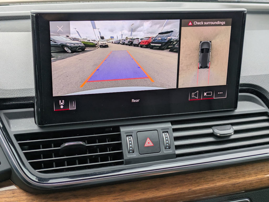 Thumbnail: 2023 Audi Q5 - 32