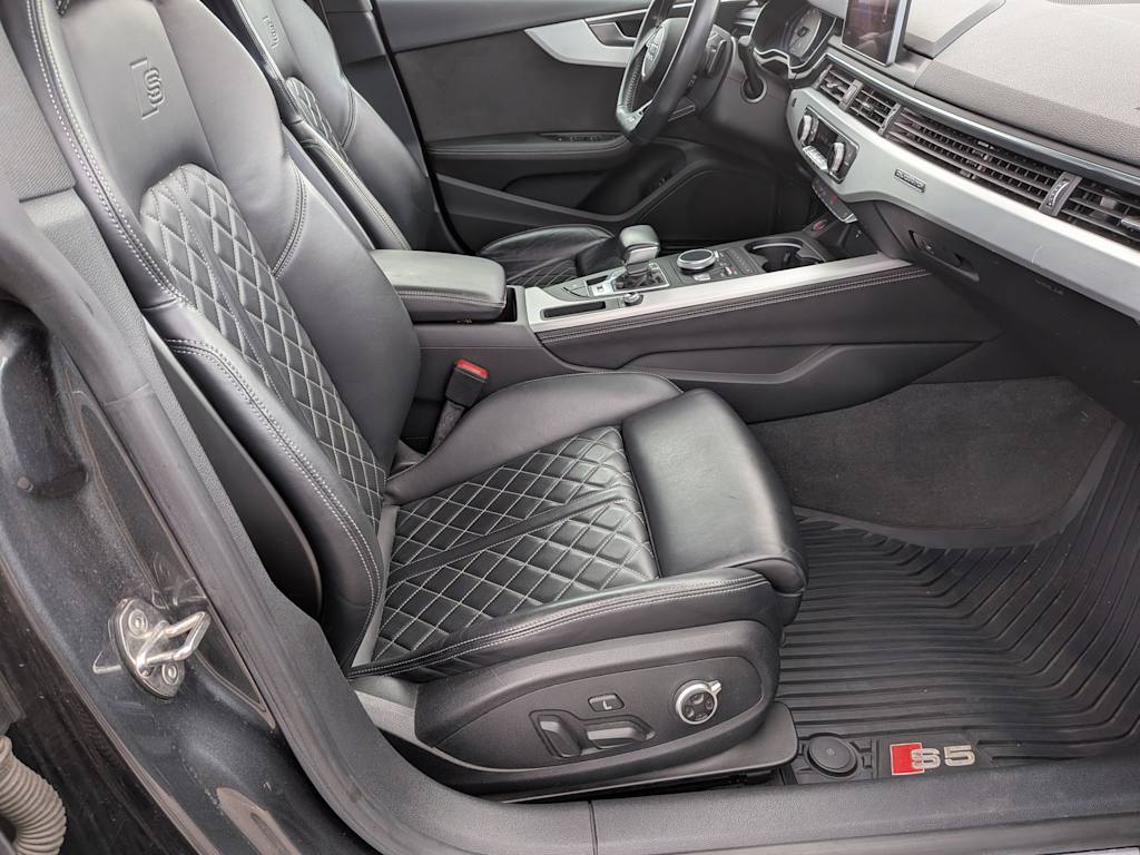 Thumbnail: 2019 Audi S5 - 11