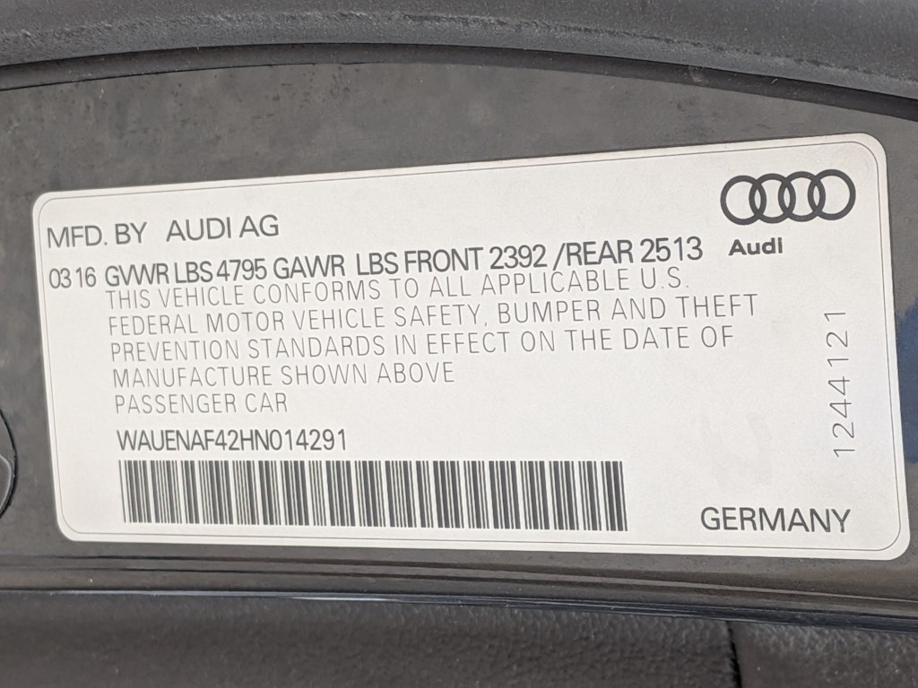 Thumbnail: 2017 Audi A4 - 17