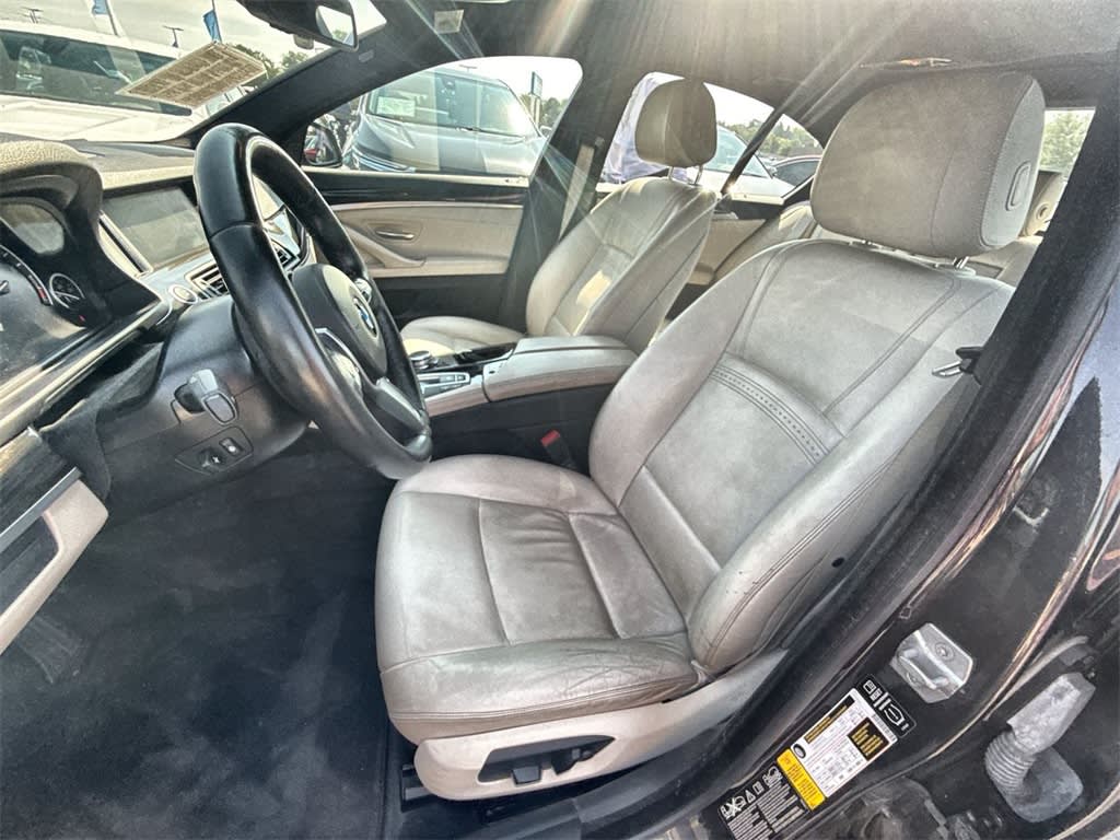 Thumbnail: 2014 BMW 5 Series - 9