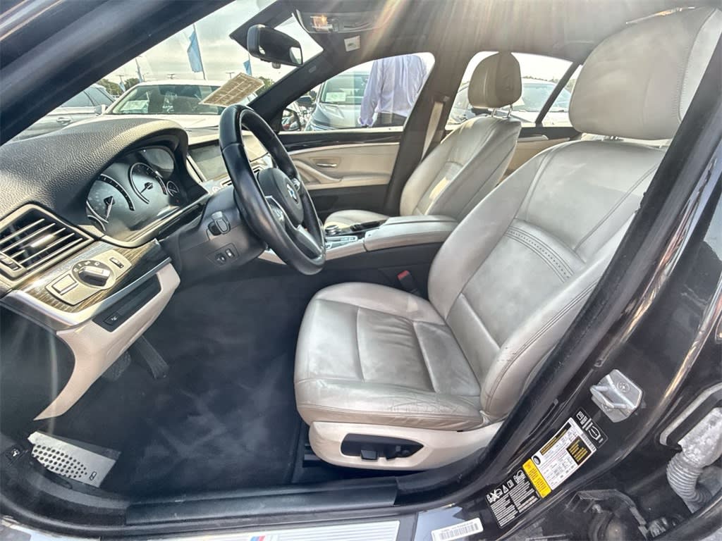 Thumbnail: 2014 BMW 5 Series - 8