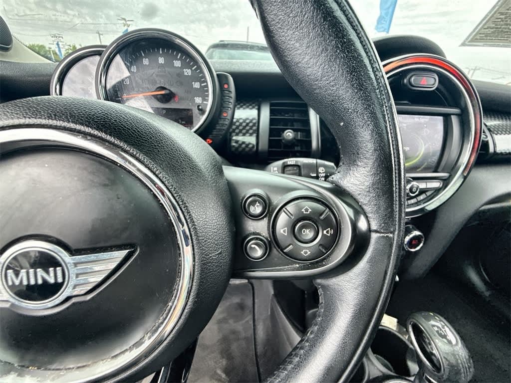 2017 MINI Cooper S 29