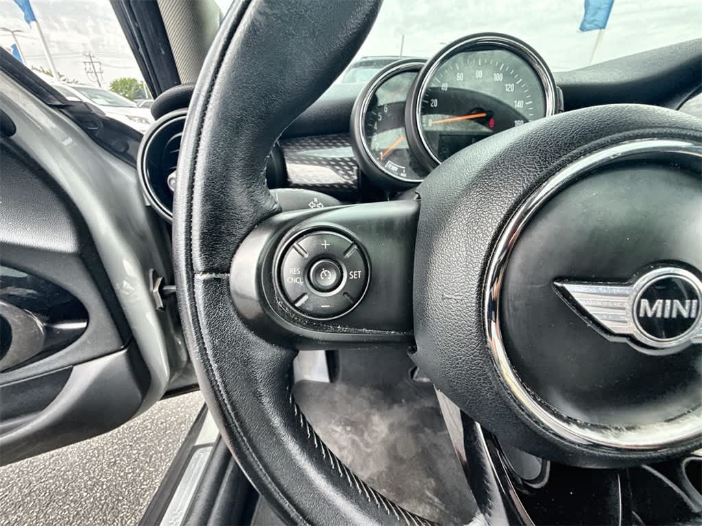 2017 MINI Cooper S 11