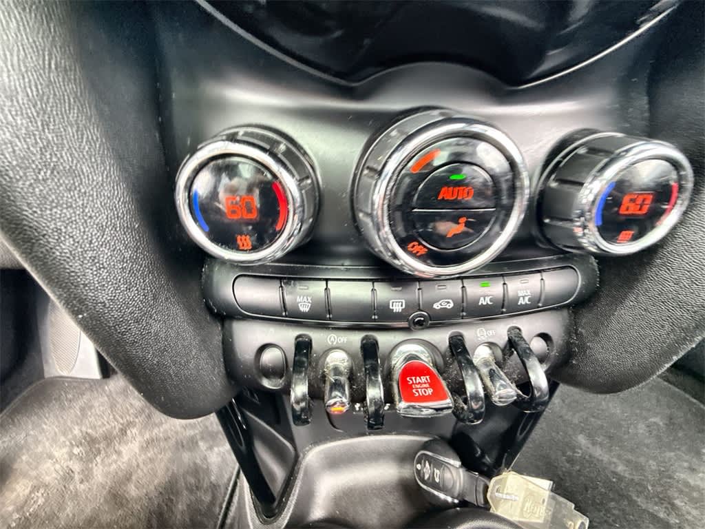 2017 MINI Cooper S 23
