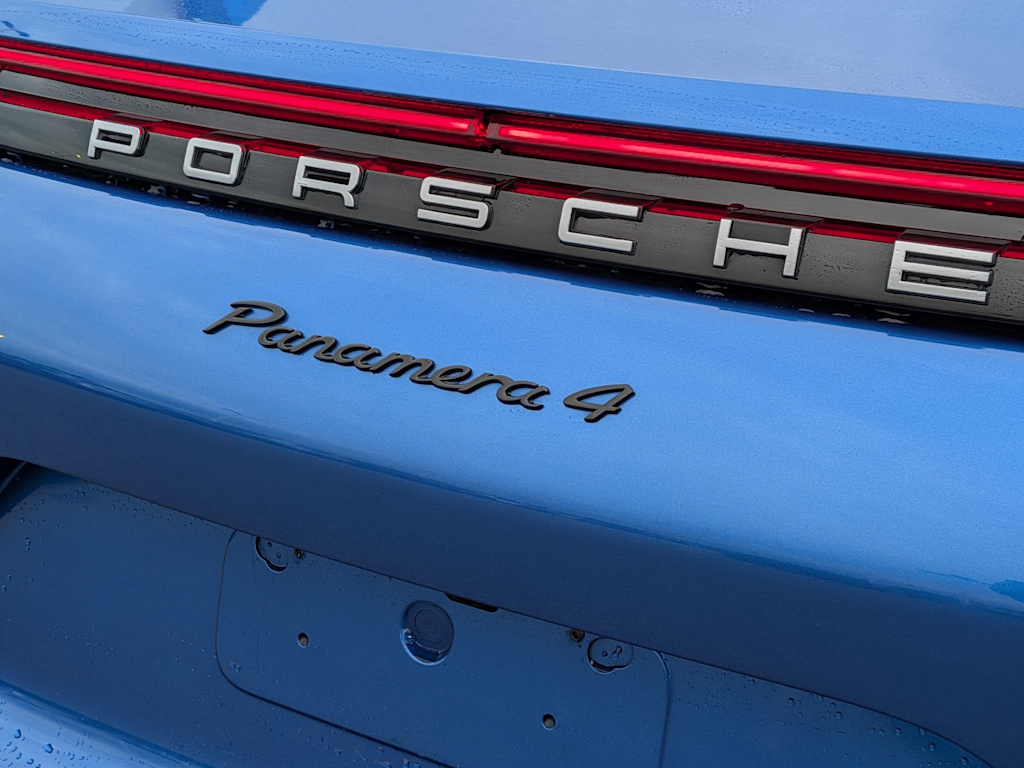 Thumbnail: 2018 Porsche Panamera - 6