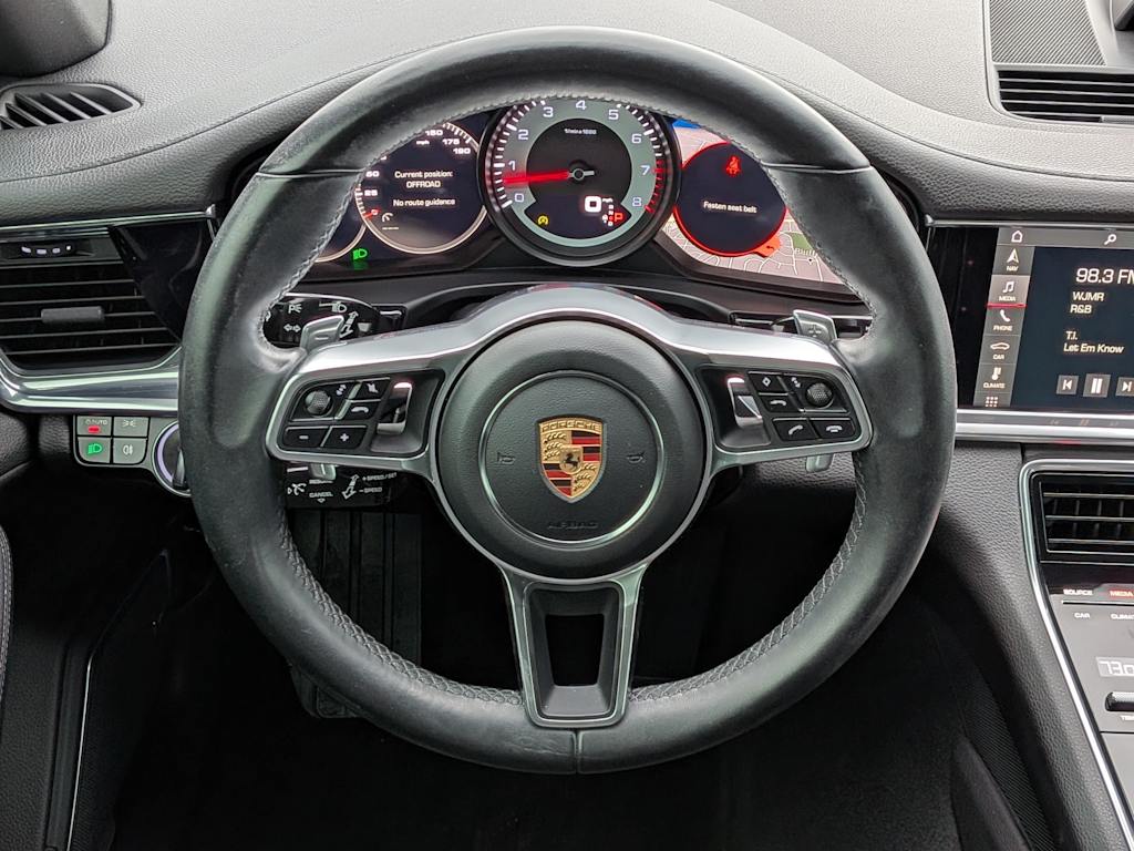 Thumbnail: 2018 Porsche Panamera - 11