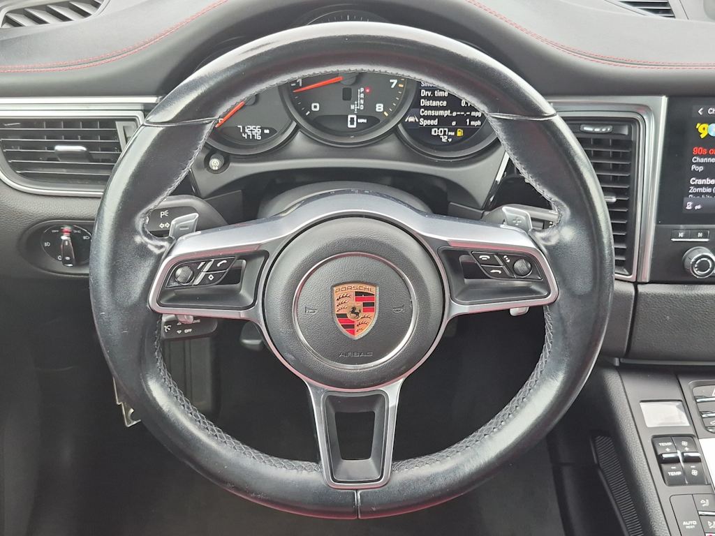 Thumbnail: 2018 Porsche Macan - 13