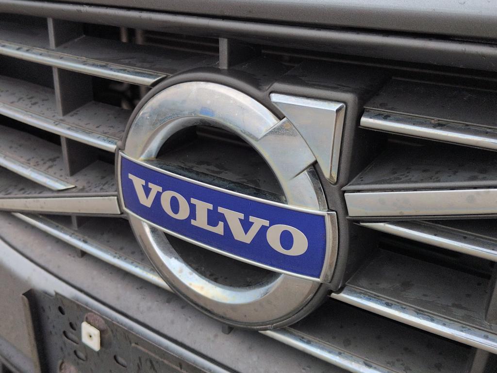 Thumbnail: 2017 Volvo V60 - 24