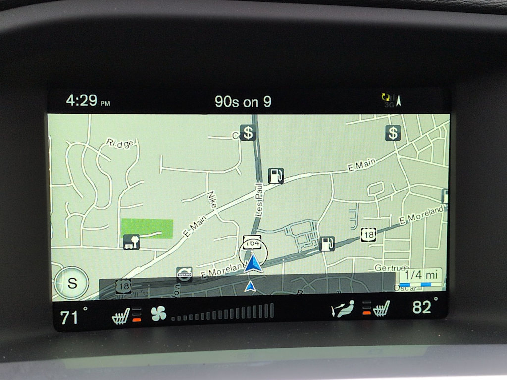 Thumbnail: 2017 Volvo V60 - 33