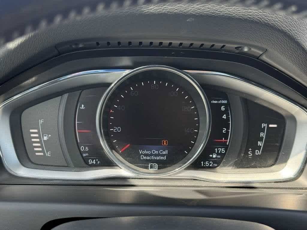 Thumbnail: 2016 Volvo XC70 - 13