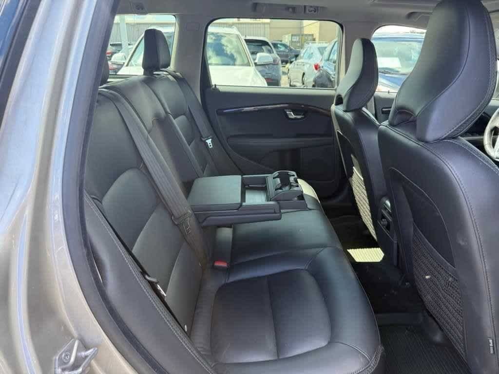 Thumbnail: 2016 Volvo XC70 - 9