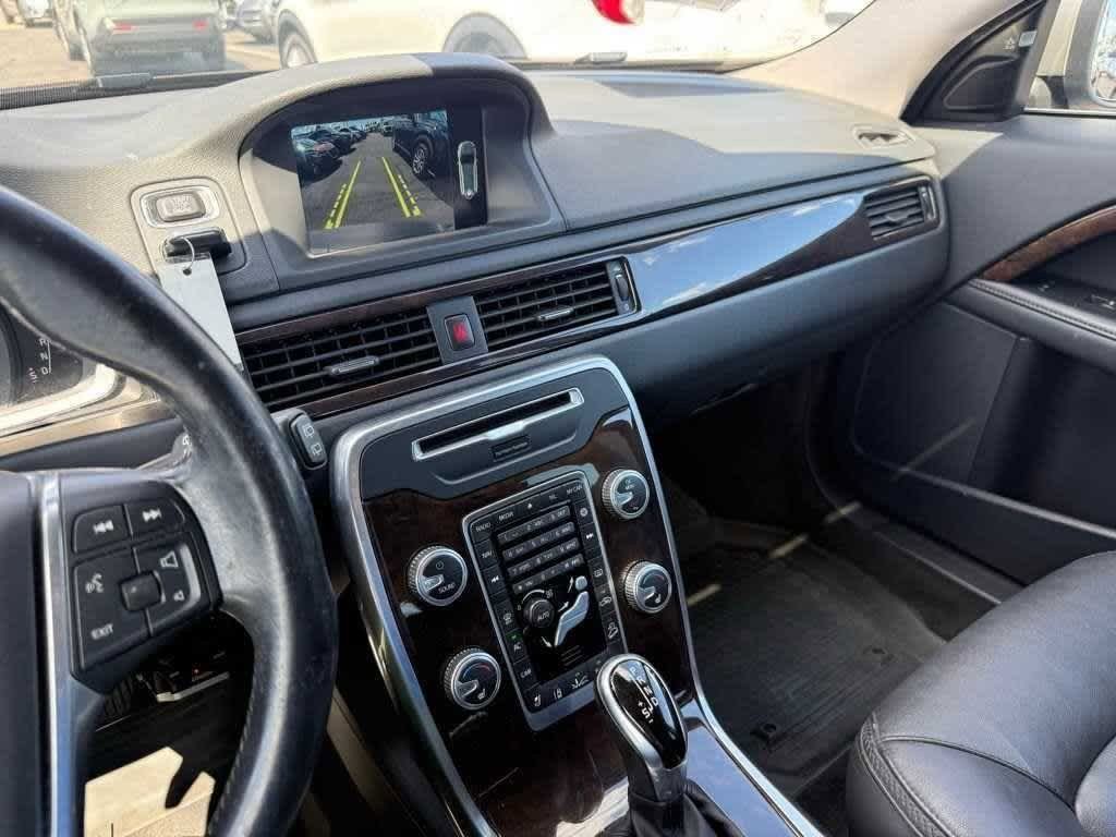 Thumbnail: 2016 Volvo XC70 - 10