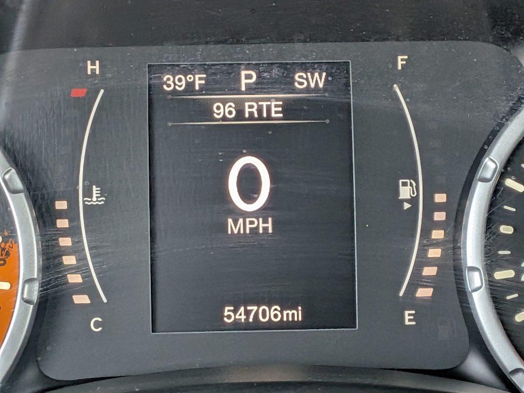 Thumbnail: 2015 Jeep Renegade - 16