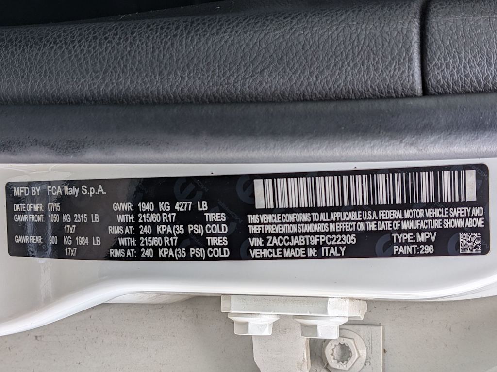 Thumbnail: 2015 Jeep Renegade - 18