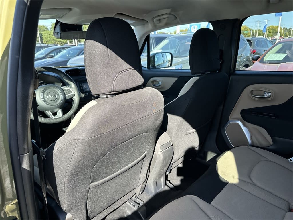 2015 Jeep Renegade Latitude 12