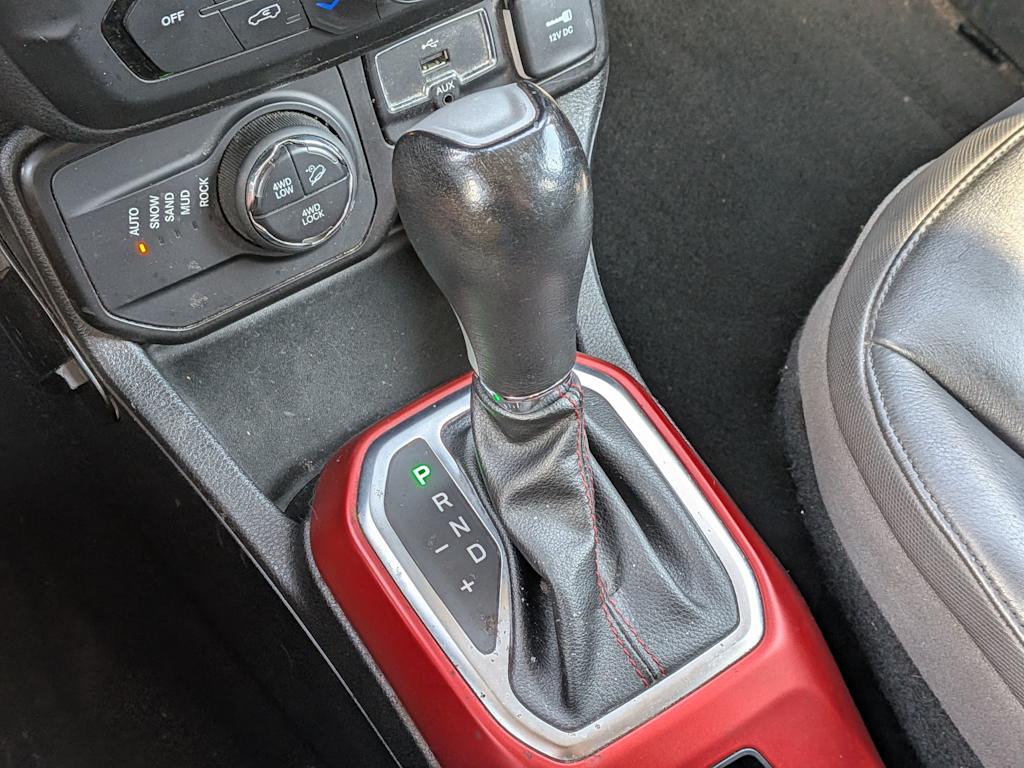 Thumbnail: 2019 Jeep Renegade - 15