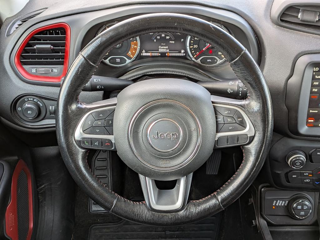 Thumbnail: 2019 Jeep Renegade - 13