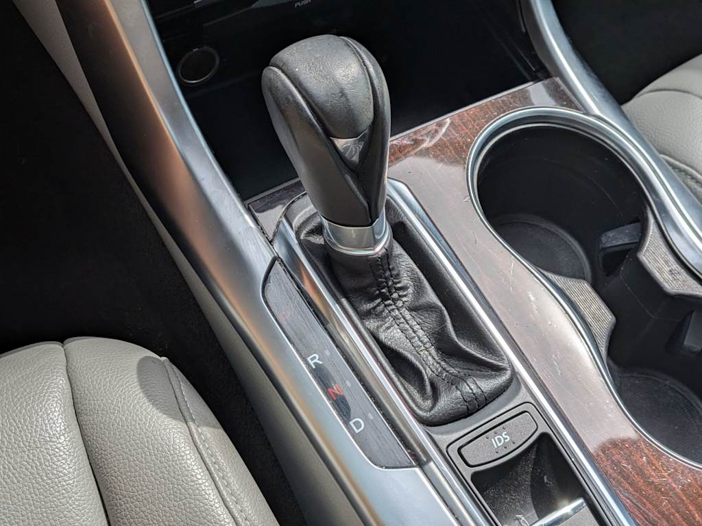 Thumbnail: 2015 Acura TLX - 31