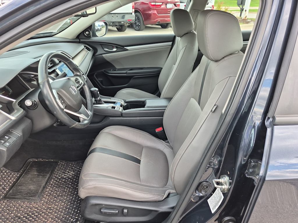 Thumbnail: 2016 Honda Civic - 9