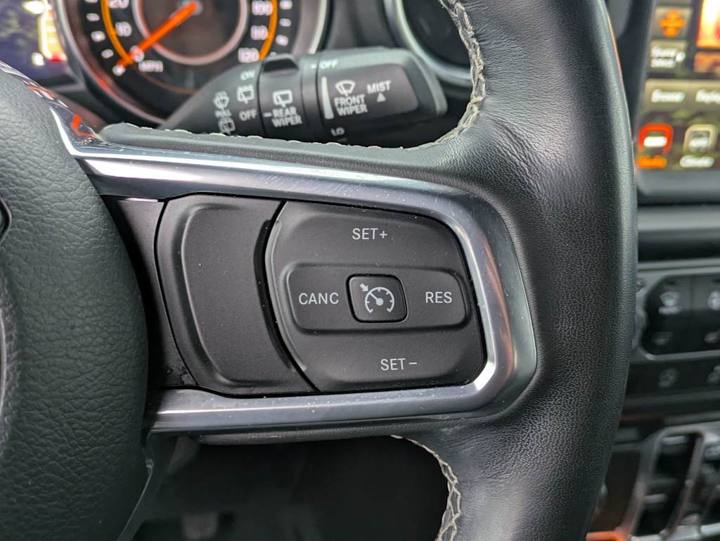 Thumbnail: 2022 Jeep Wrangler - 24