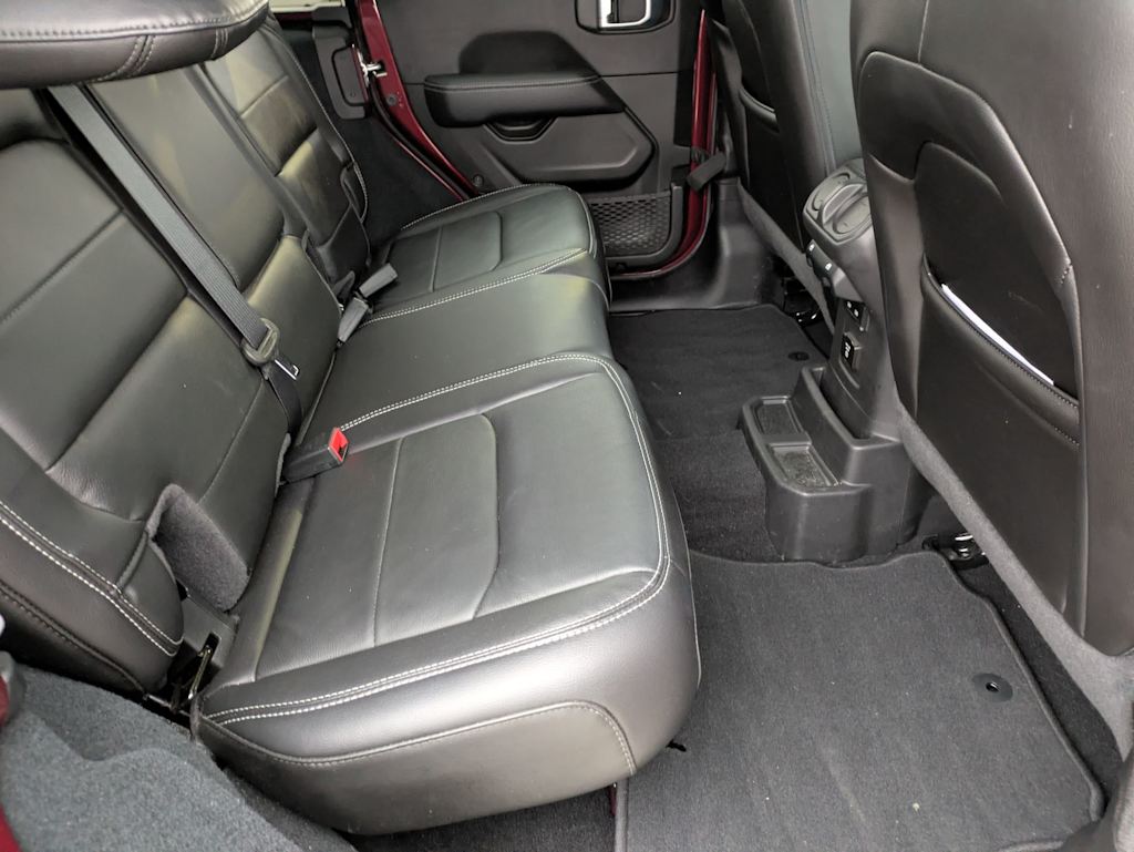 Thumbnail: 2022 Jeep Wrangler - 22