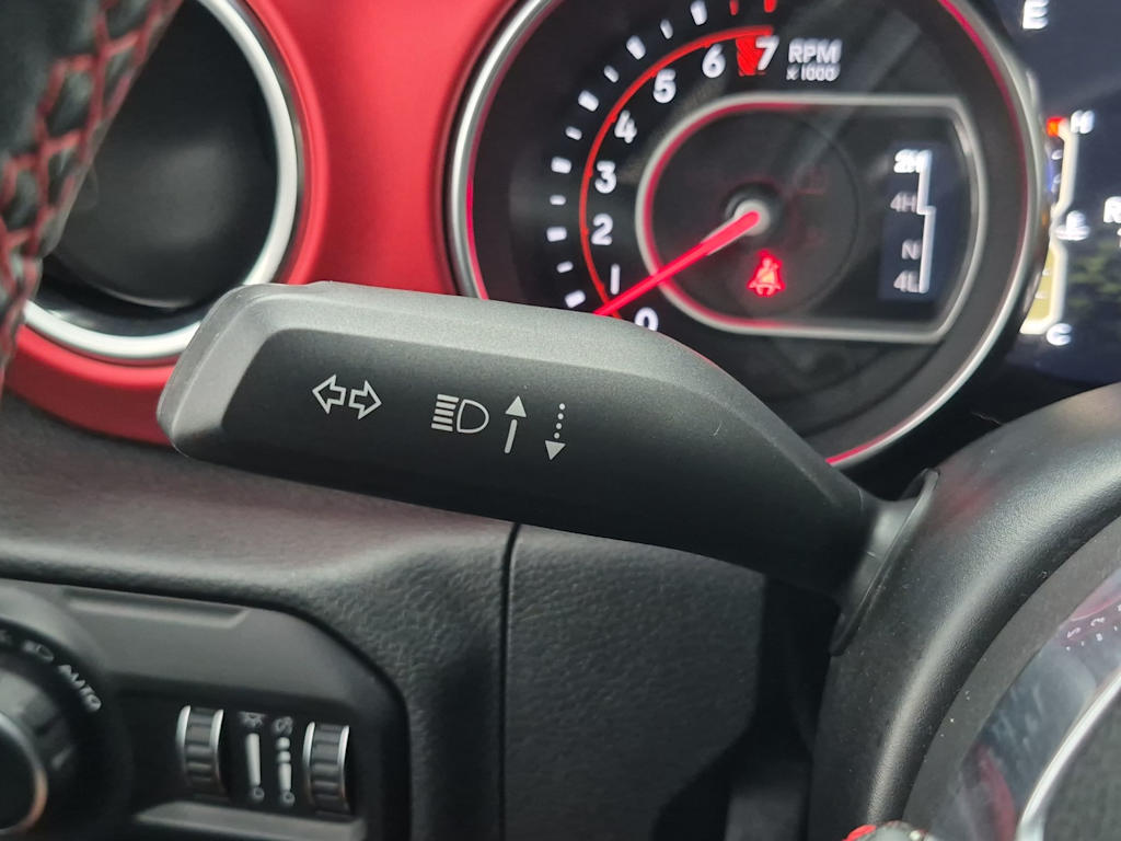 Thumbnail: 2020 Jeep Wrangler - 29