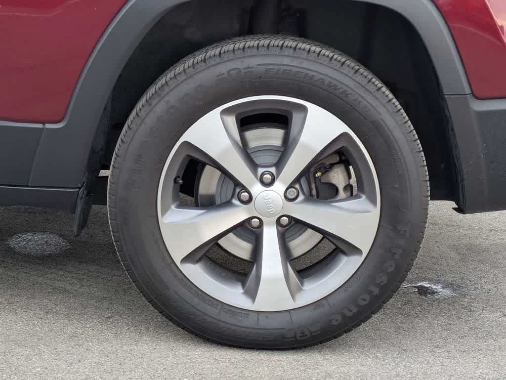 Thumbnail: 2021 Jeep Cherokee - 7