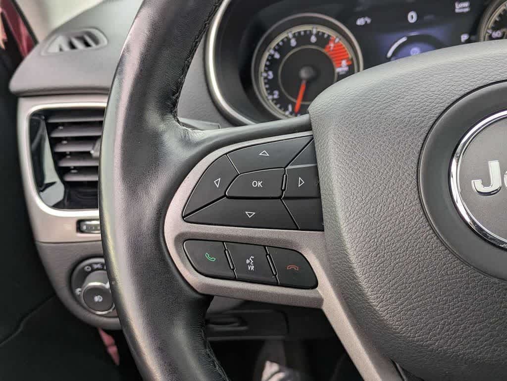Thumbnail: 2021 Jeep Cherokee - 30