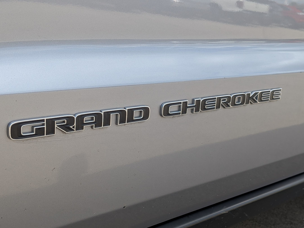 Thumbnail: 2018 Jeep Grand Cherokee - 7