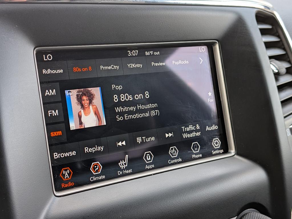 Thumbnail: 2018 Jeep Grand Cherokee - 14