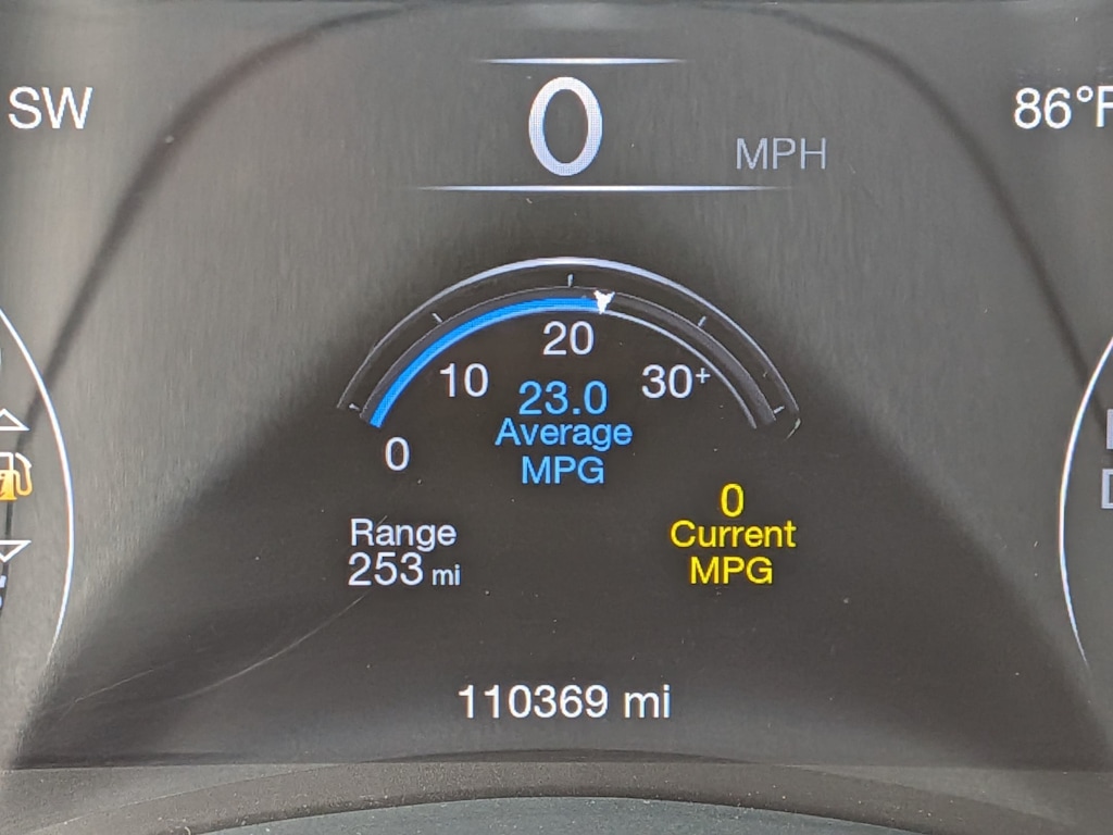 Thumbnail: 2018 Jeep Grand Cherokee - 16