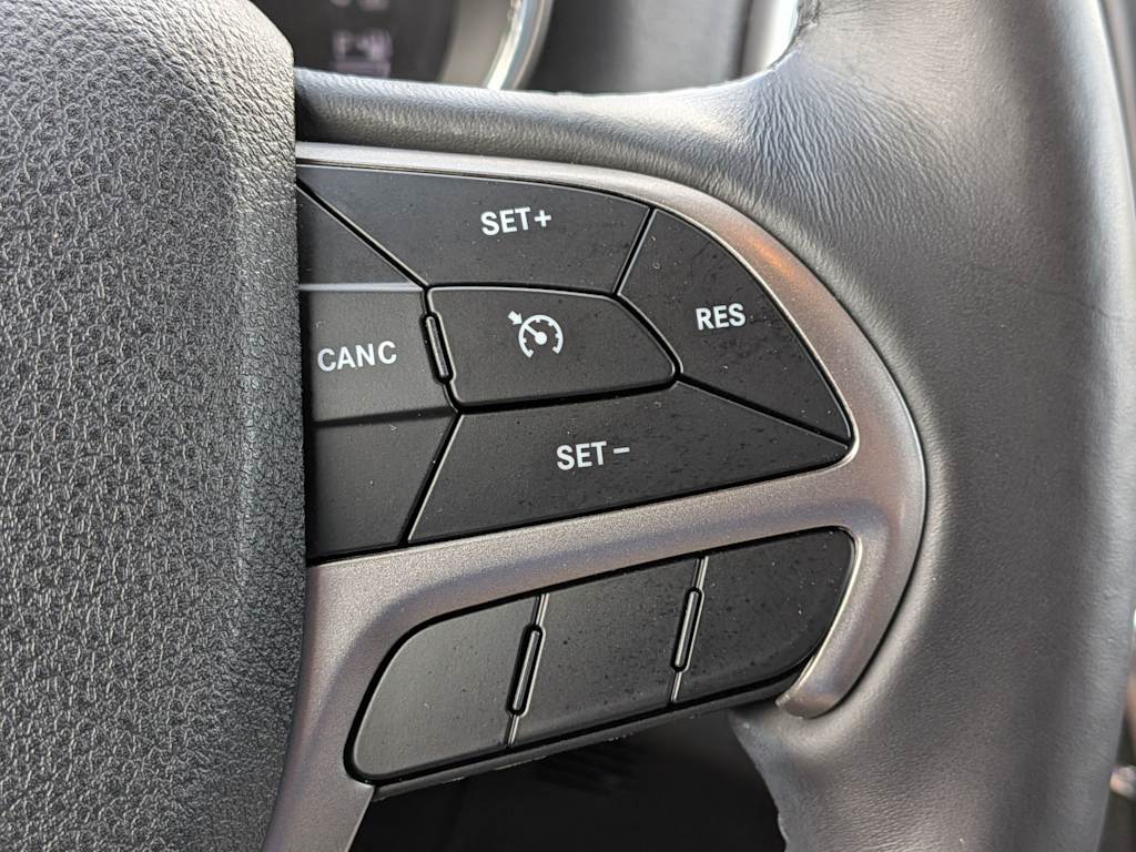 Thumbnail: 2018 Jeep Grand Cherokee - 30