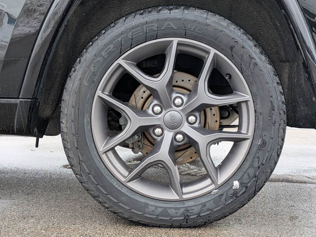 Thumbnail: 2021 Jeep Grand Cherokee - 22