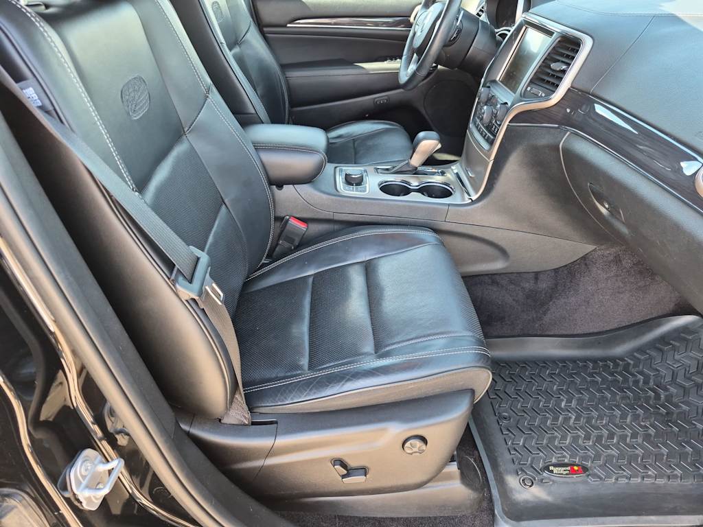 Thumbnail: 2017 Jeep Grand Cherokee - 11