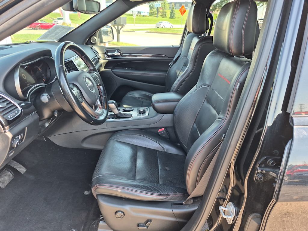 Thumbnail: 2020 Jeep Grand Cherokee - 10