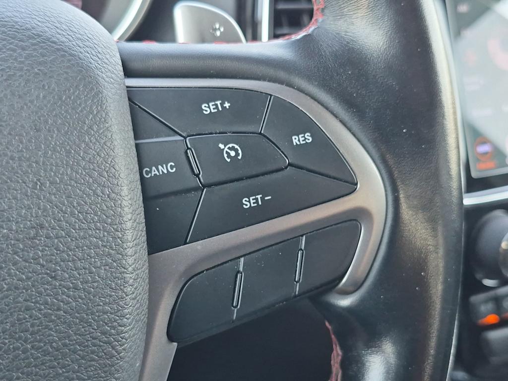 Thumbnail: 2020 Jeep Grand Cherokee - 30