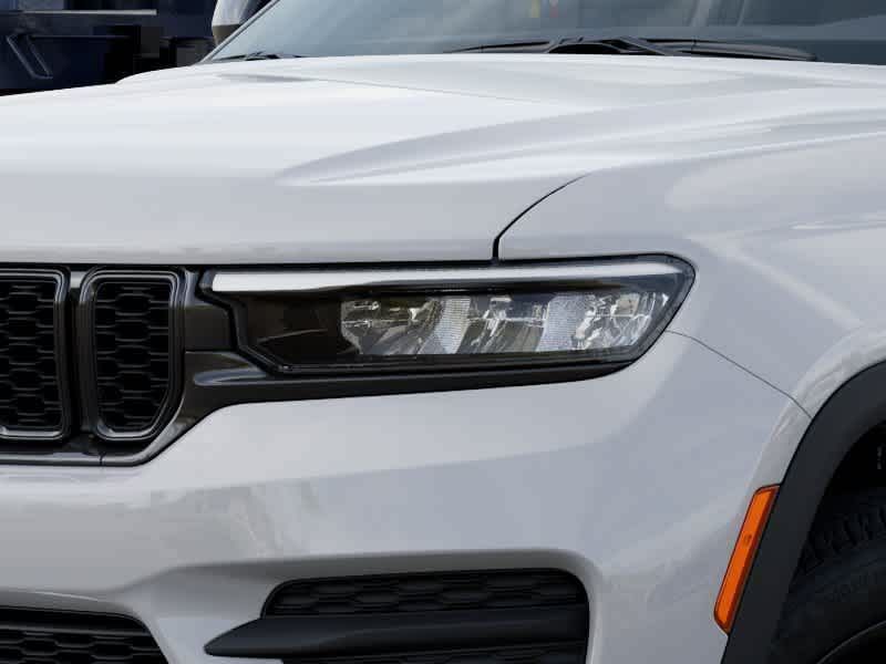Thumbnail: 2025 Jeep Grand Cherokee - 17