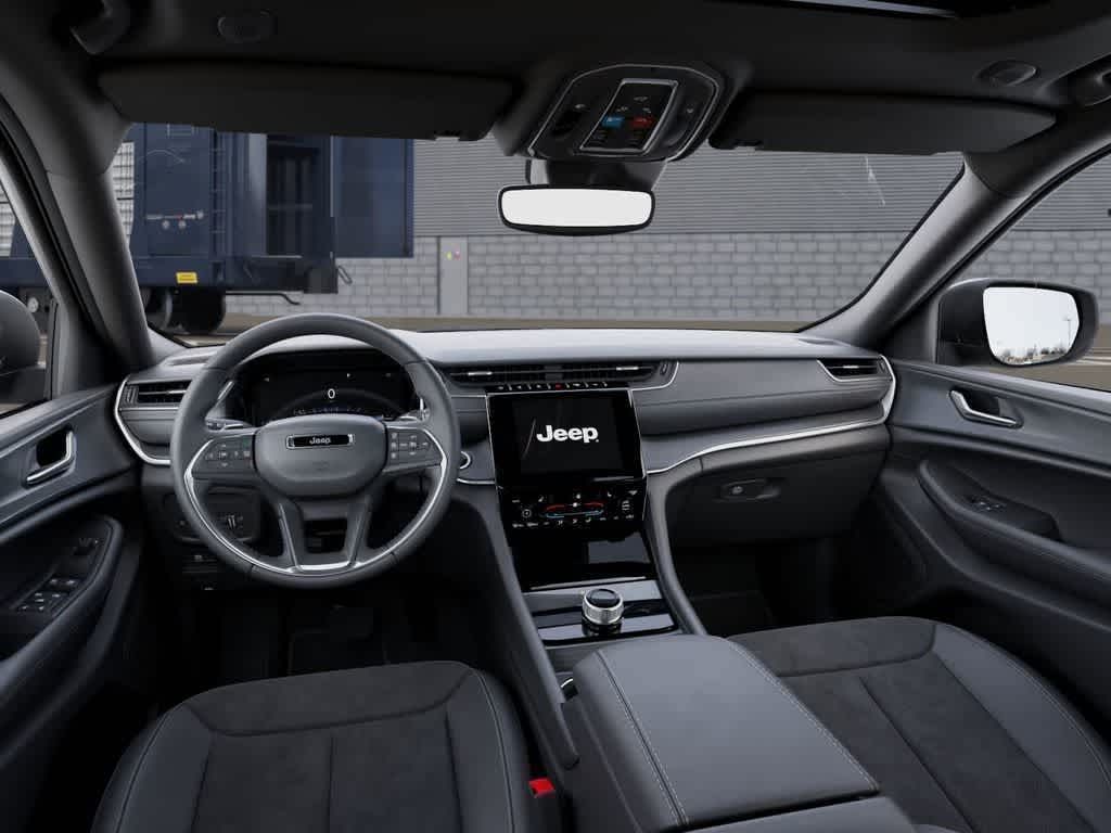 Thumbnail: 2025 Jeep Grand Cherokee - 2