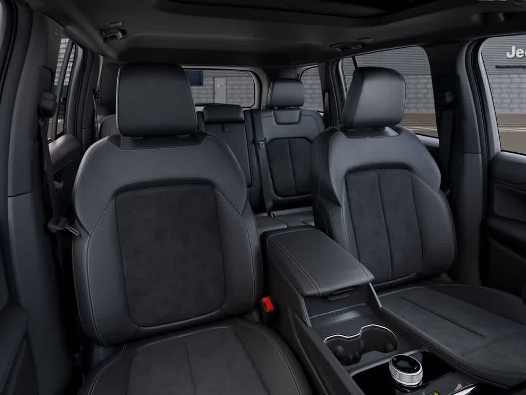 Thumbnail: 2025 Jeep Grand Cherokee - 9