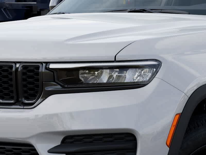 Thumbnail: 2025 Jeep Grand Cherokee - 17