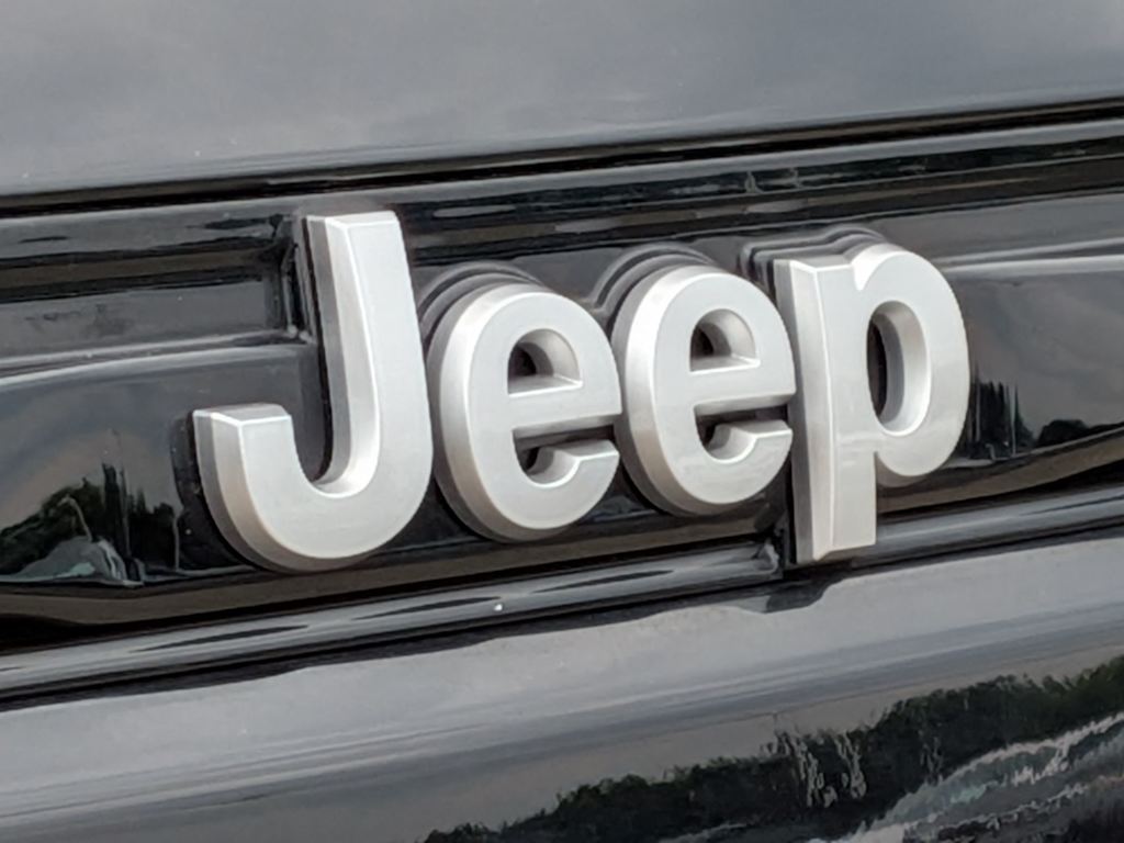 Thumbnail: 2025 Jeep Grand Cherokee - 23