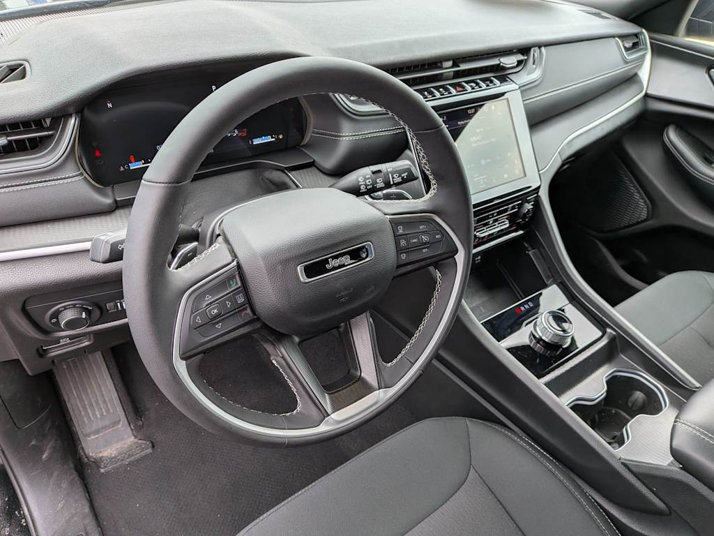 Thumbnail: 2025 Jeep Grand Cherokee - 2