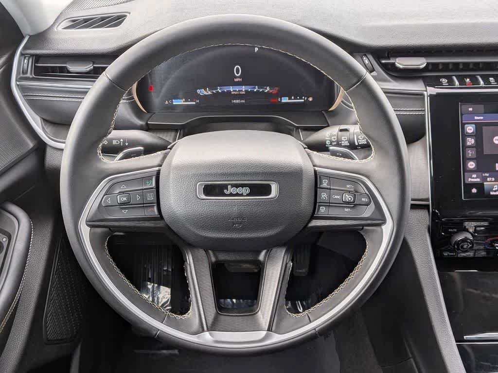 Thumbnail: 2023 Jeep Grand Cherokee - 12