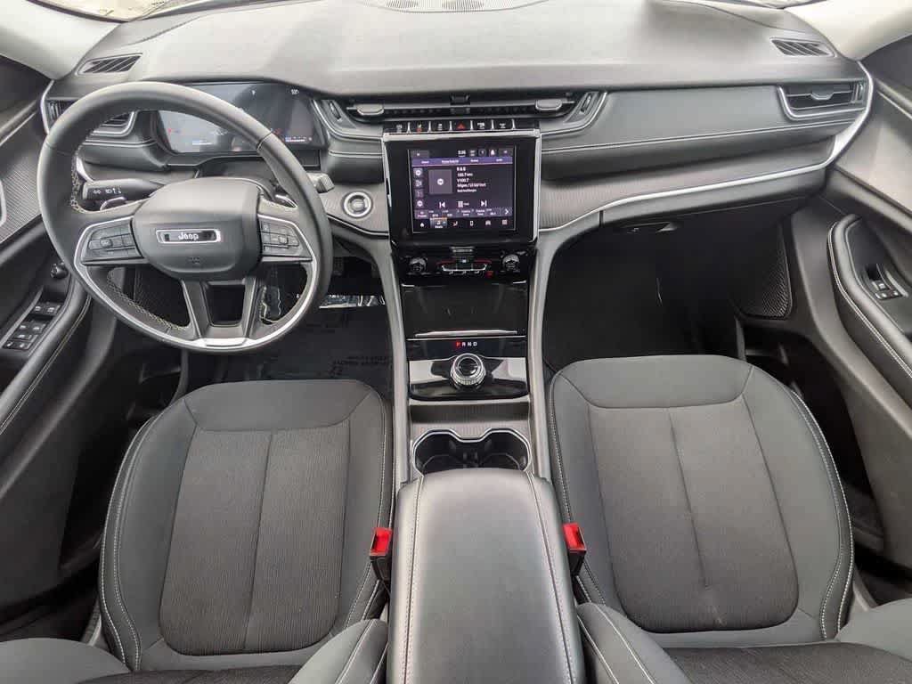 Thumbnail: 2023 Jeep Grand Cherokee - 8